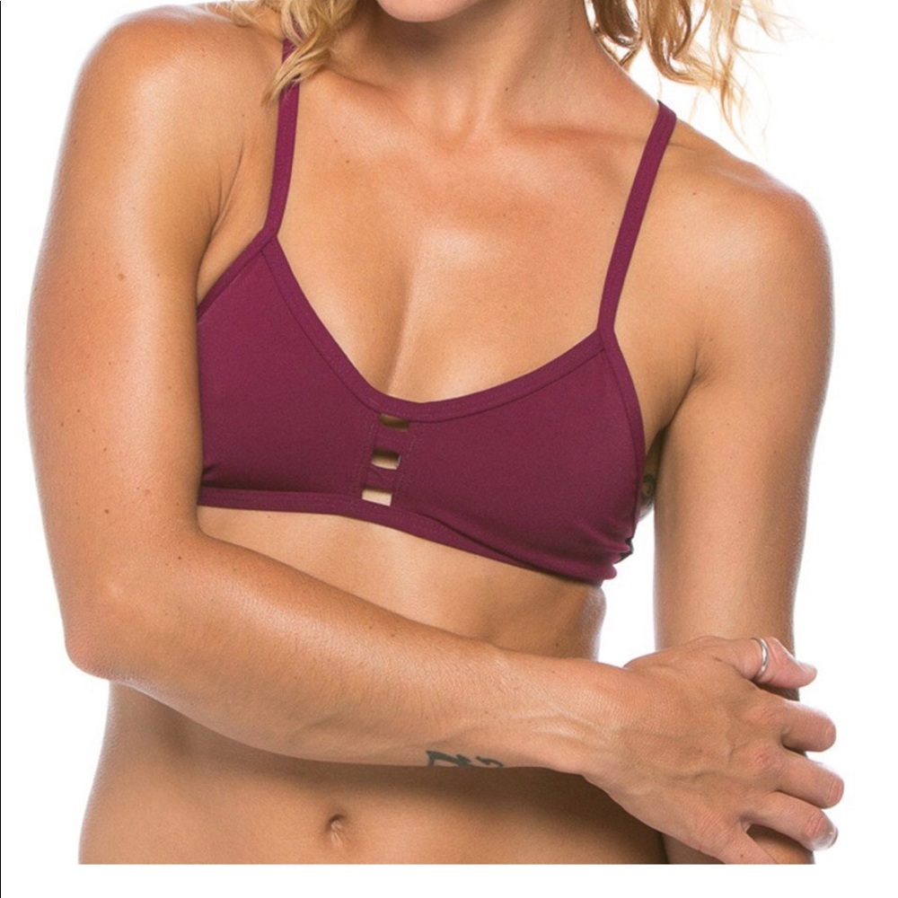 Jolyn XS bikini top in maroon